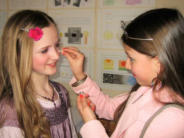 Class 6 Mad Makeup Day Fundraiser