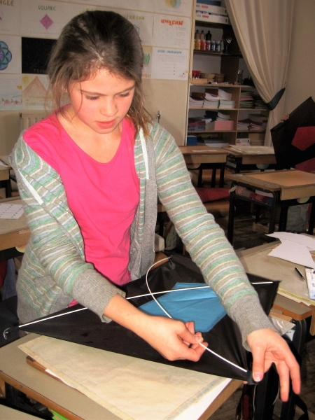 Class 6 Kitemaking Workshop - 3