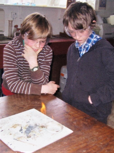 Chemistry Lesson in Class 7